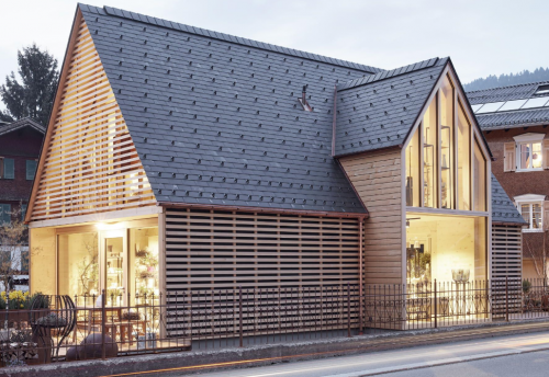 Реечный фасад: плюсы строительного материала